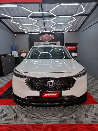 Honda HR-V branco com insulfilm aplicado pela Autofilm